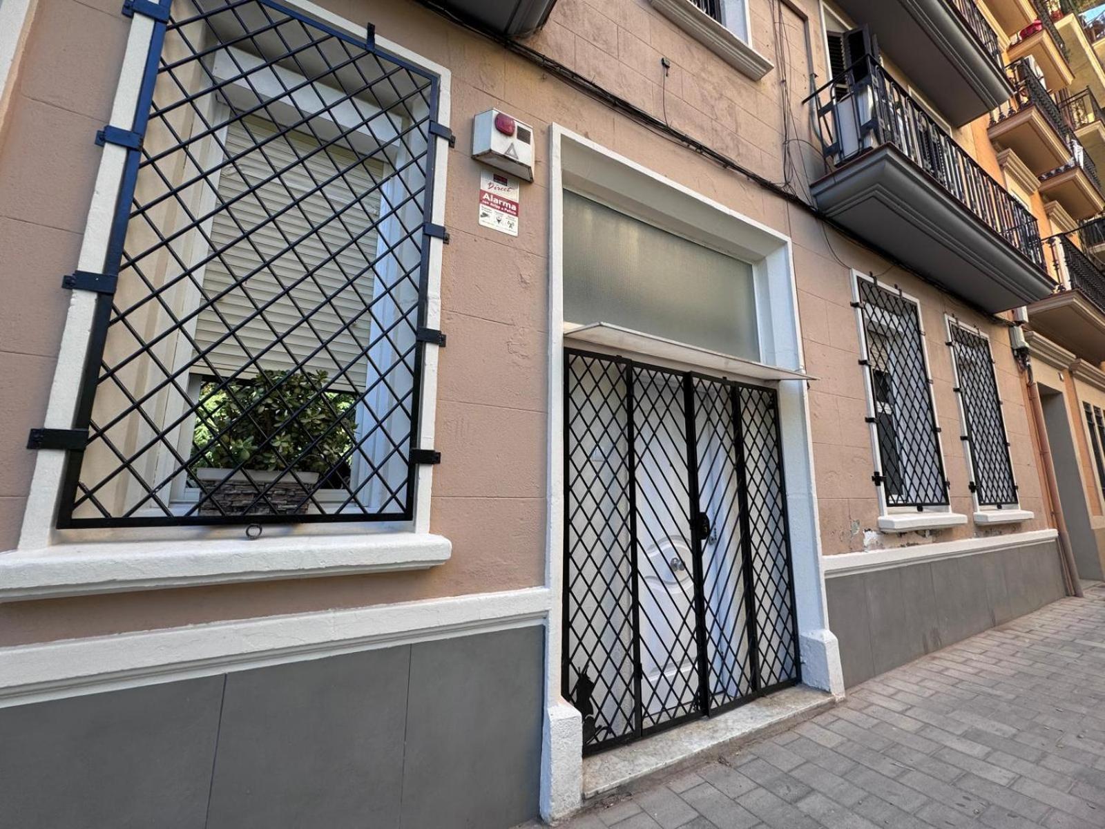 Pamis Apartament Sants, Barselona Dış mekan fotoğraf
